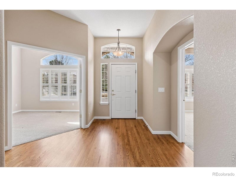 1502 Whitehall Dr, Longmont, CO 80504