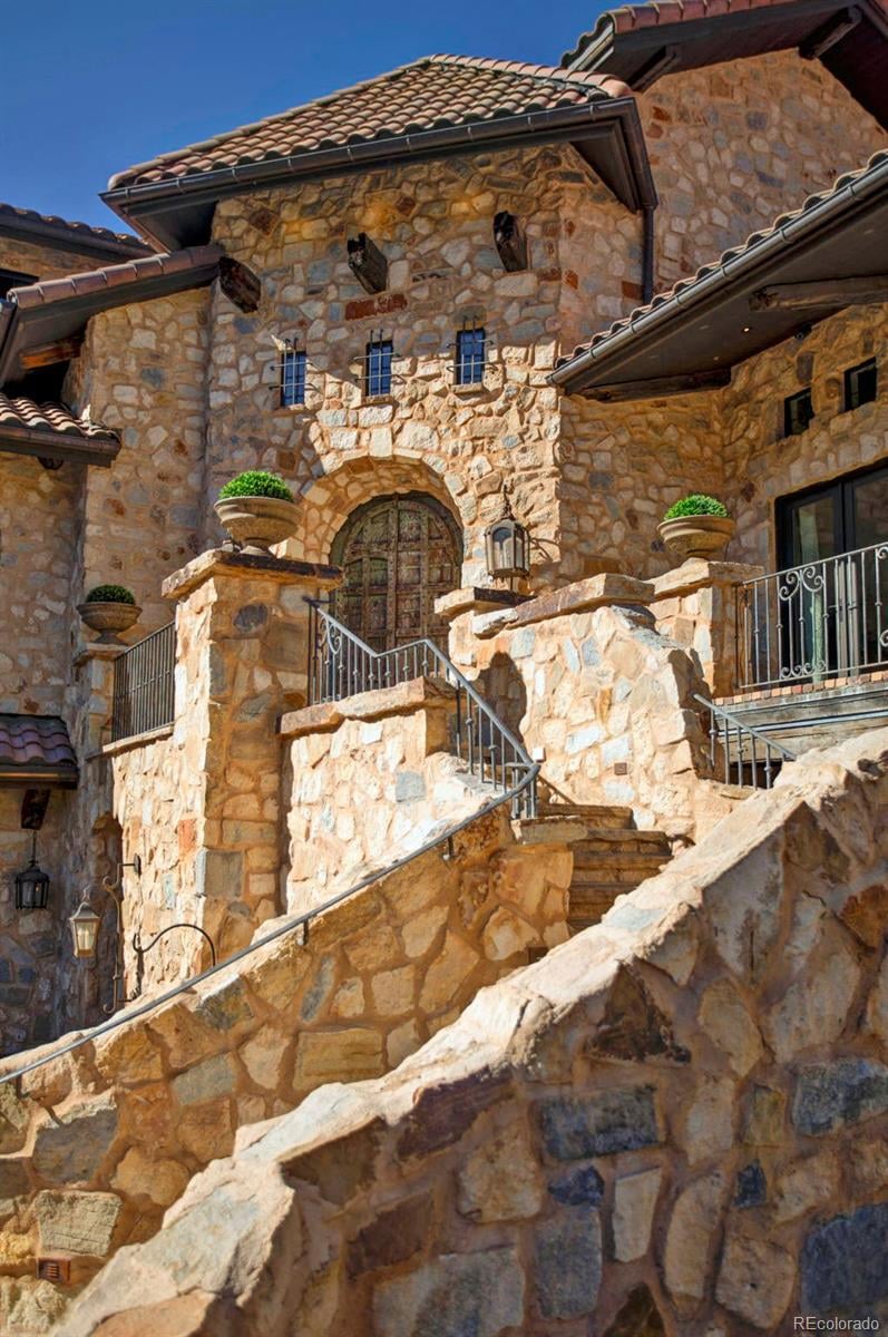 3755 Rampart Range Rd, Littleton, CO 80125