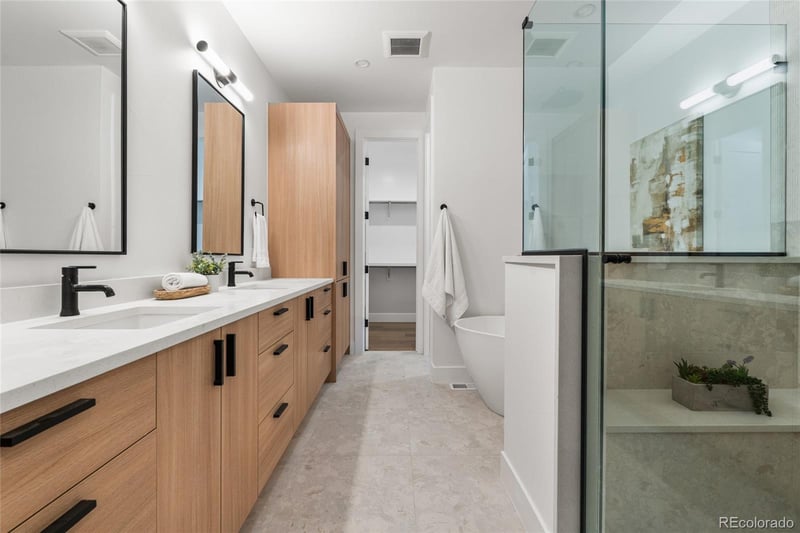 4527 Wells Pl, Denver, CO 80204