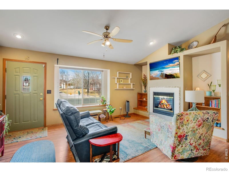 5930 Meadow Creek Ln, Loveland, CO 80538