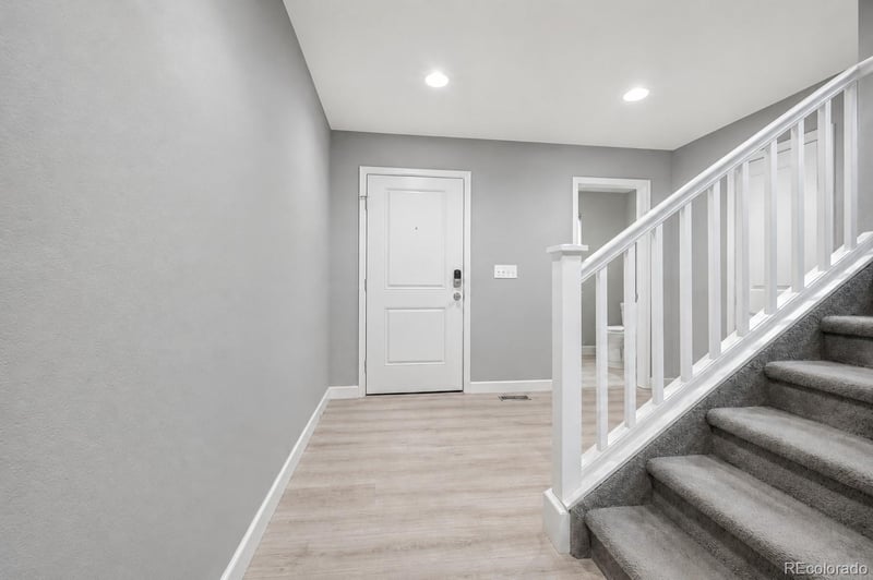 15032 70th Ave, Arvada, CO 80007