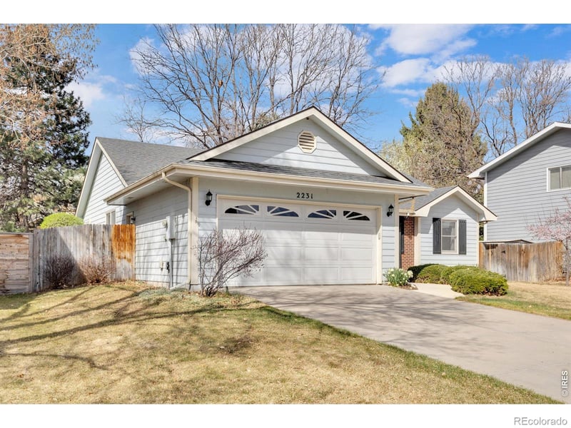 2231 Creekwood Dr, Fort Collins, CO 80525