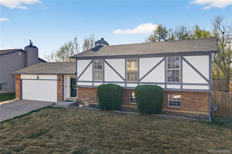 4581 Fullerton Ct, Denver, CO 80239