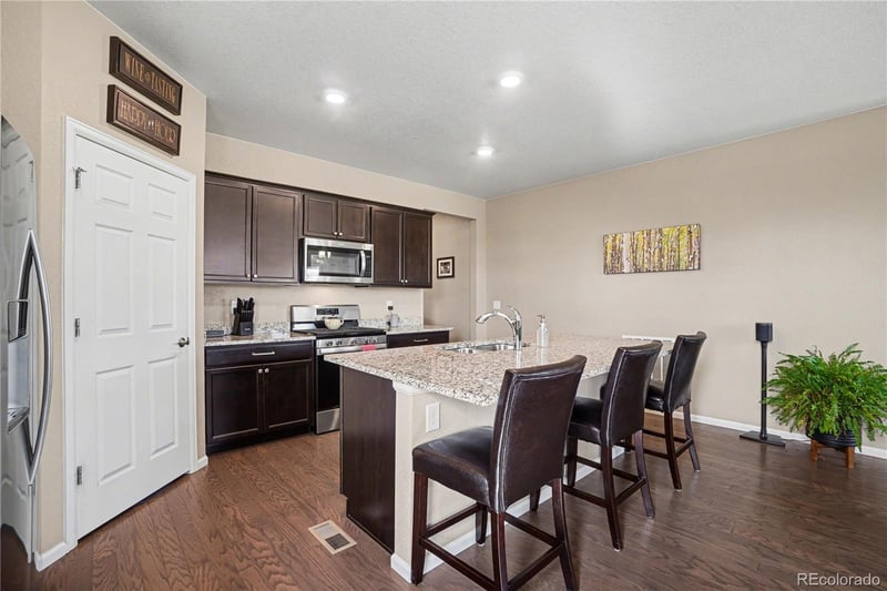 1645 Clarendon Dr, Windsor, CO 80550