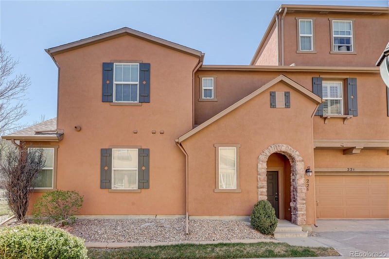 10556 Graymont Ln #B, Highlands Ranch, CO 80126