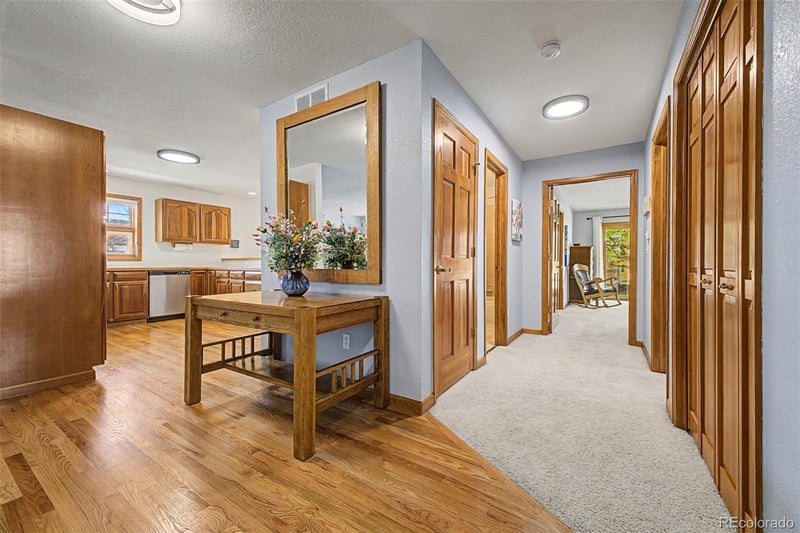 21 Curtis Ct, Broomfield, CO 80020