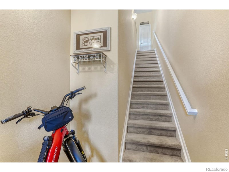 2201 Calais Dr, Longmont, CO 80504