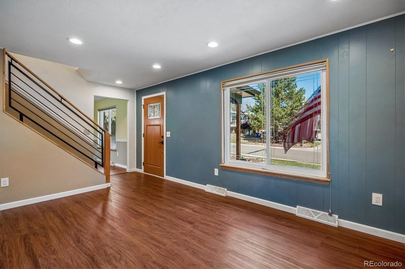 6230 Fairview Ave, Littleton, CO 80128