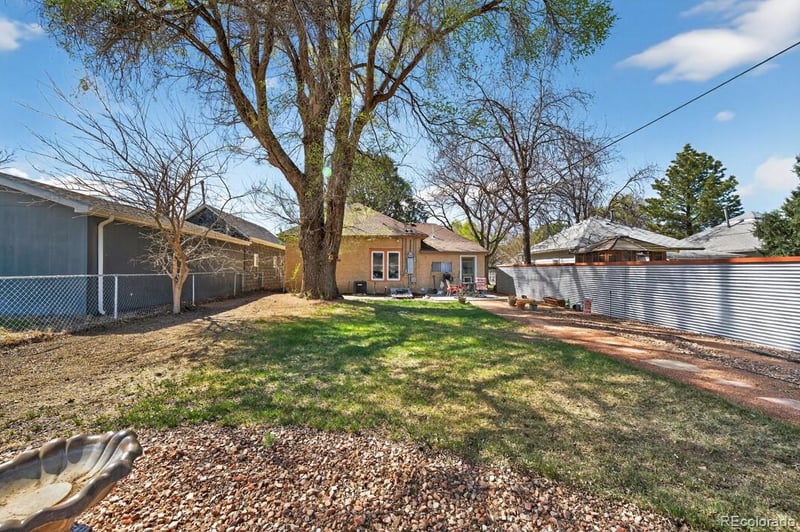 607 8th St, Fowler, CO 81039