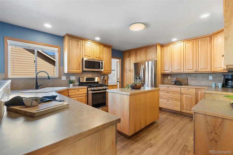 498 Marcellina Dr, Loveland, CO 80537