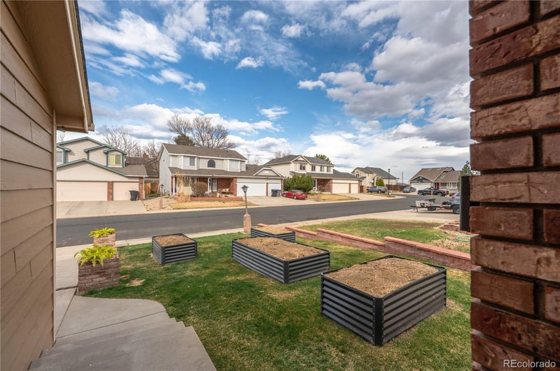 2430 Frontier St, Longmont, CO 80501
