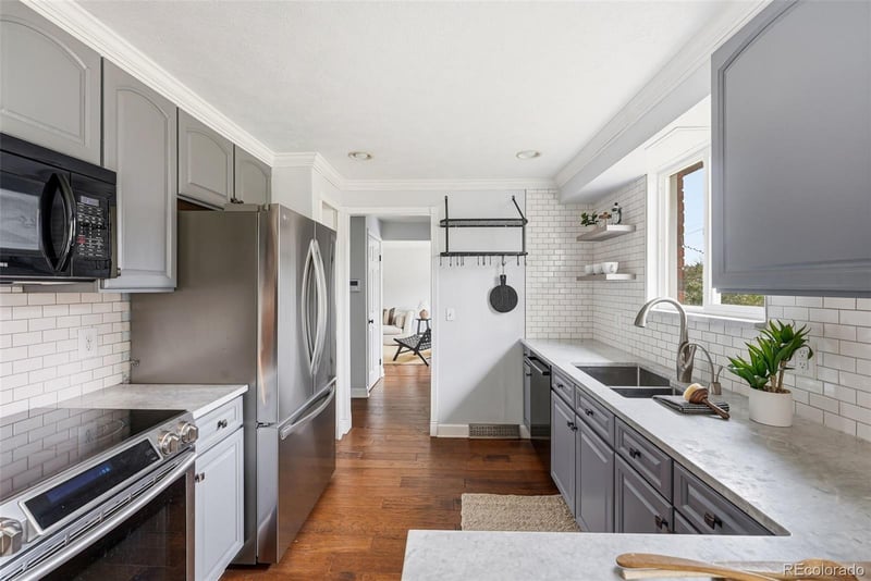 4455 Hinsdale Pl, Centennial, CO 80122