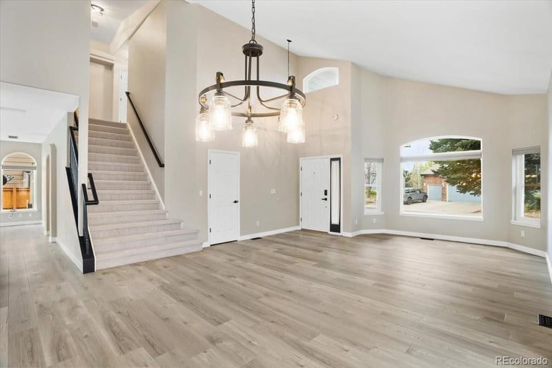 3385 White Oak Ln, Highlands Ranch, CO 80129