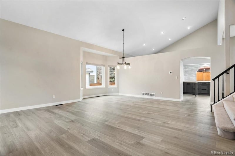 3385 White Oak Ln, Highlands Ranch, CO 80129