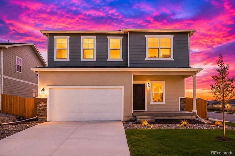 48180 Shetland Dr, Bennett, CO 80102
