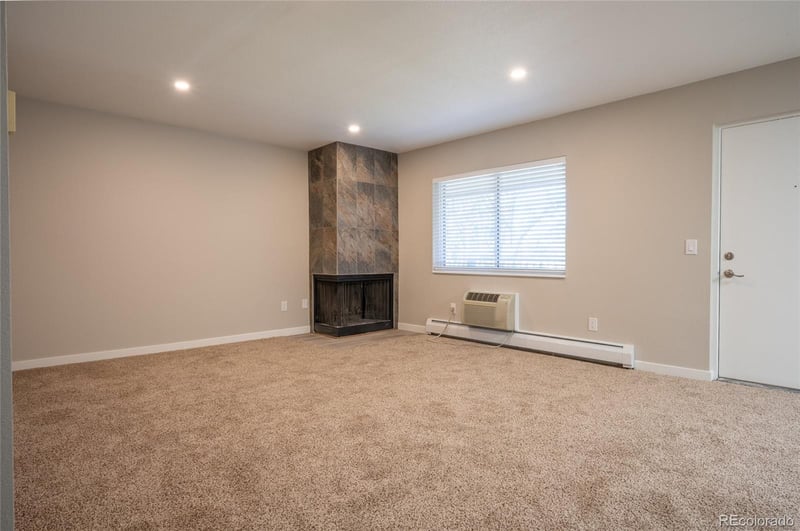 2225 Jasmine St #303, Denver, CO 80222