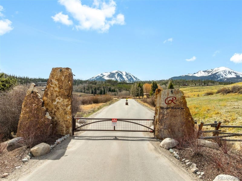 348 Jade Rd, Silverthorne, CO 80498