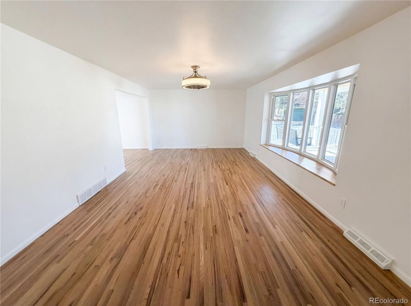 1760 Oneida St, Denver, CO 80224