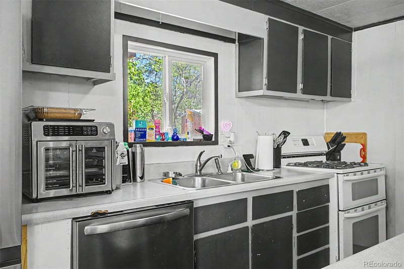 860 132nd Ave, Denver, CO 80234