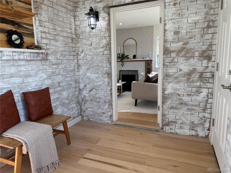 3642 Madison St, Denver, CO 80205