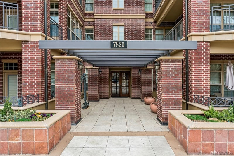7820 Inverness Blvd #311, Englewood, CO 80112