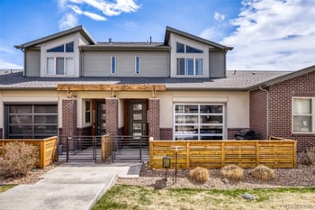 19562 E Sunset Cir, Centennial, CO 80015