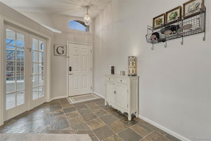 7135 Leopard Dr, Lone Tree, CO 80124