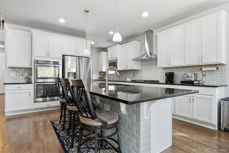 18676 93rd Ave, Arvada, CO 80007