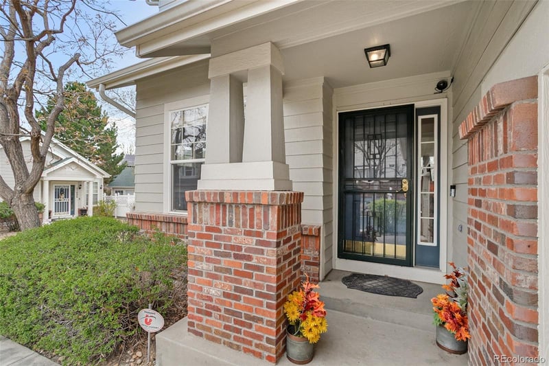 2552 Troy Ct, Aurora, CO 80014