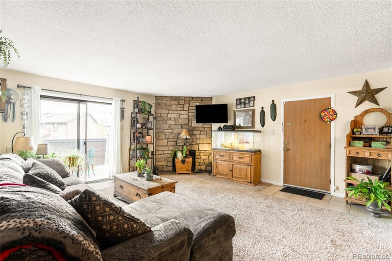 211 Wright St #106, Lakewood, CO 80228