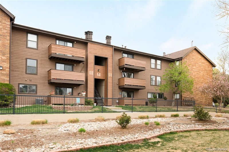 211 Wright St #106, Lakewood, CO 80228