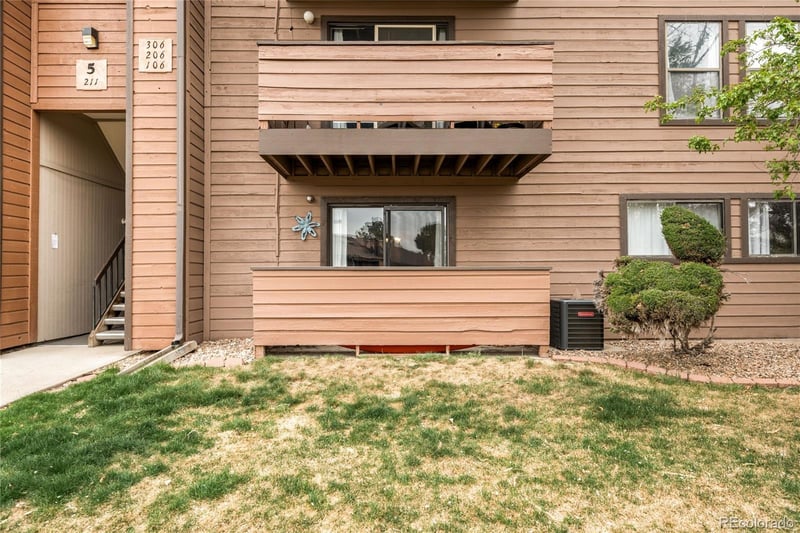 211 Wright St #106, Lakewood, CO 80228