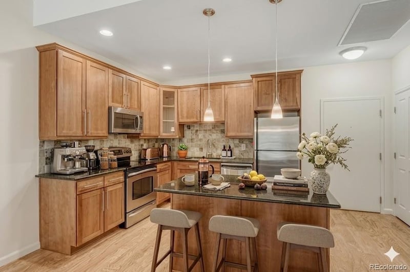 1950 Logan St #308, Denver, CO 80203