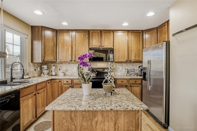 20257 College Pl, Aurora, CO 80013