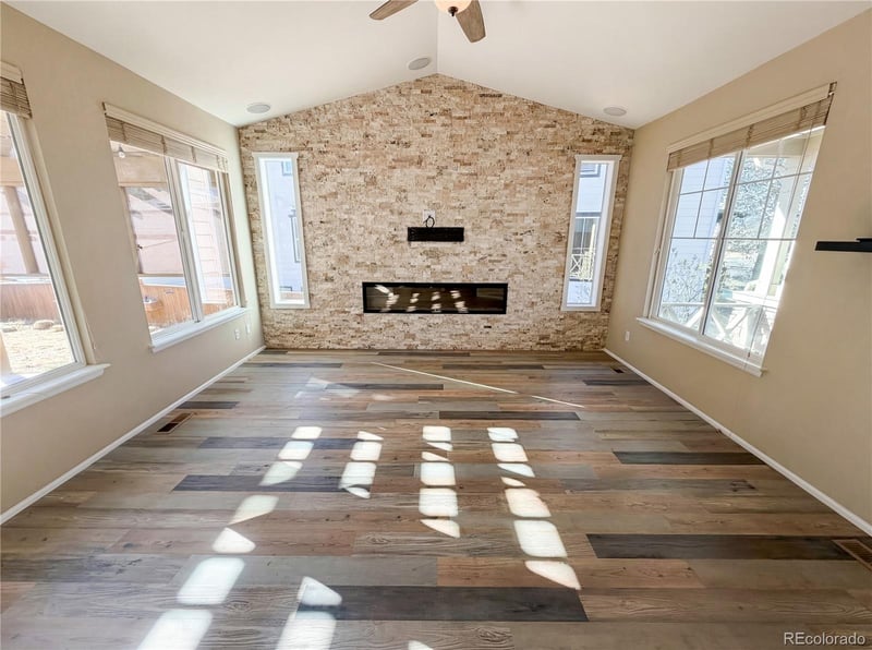 10049 Southlawn Cir, Commerce City, CO 80022