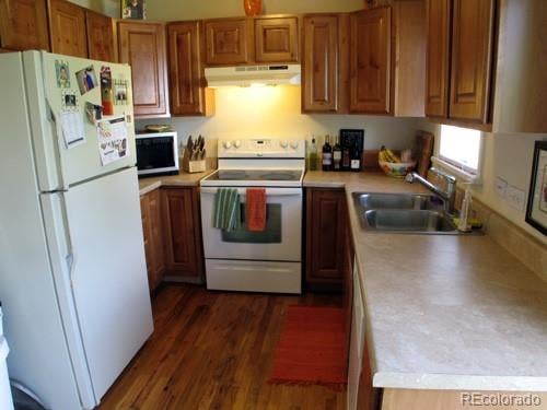 2880 Oneida St, Denver, CO 80207