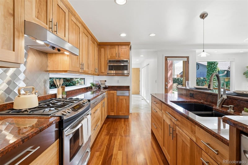 210 Marion Pw, Denver, CO 80209