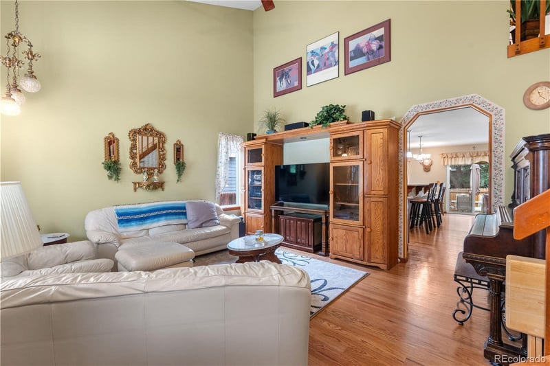 12218 Aqueduct Dr, Littleton, CO 80127