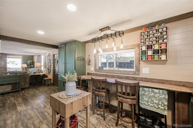 919 Browning Ave, Woodland Park, CO 80863