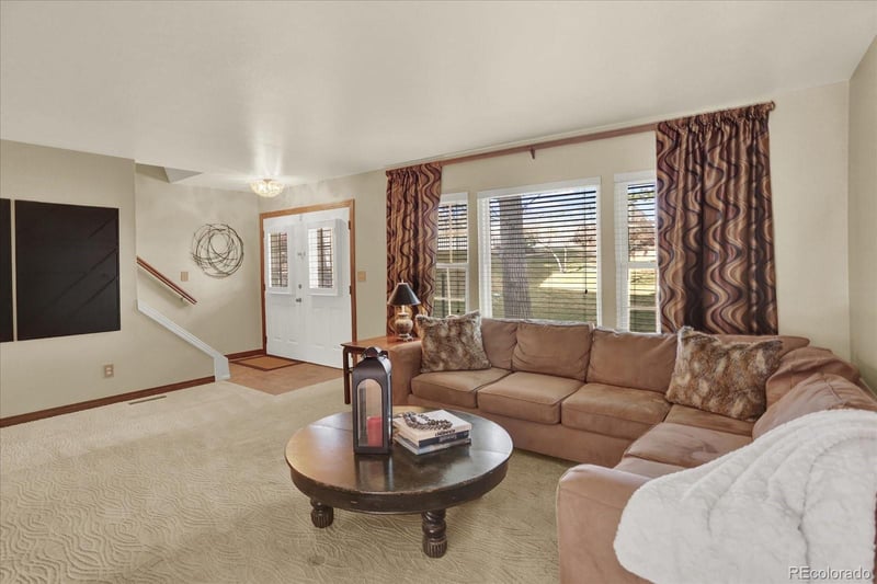 7166 Briarwood Dr, Centennial, CO 80112