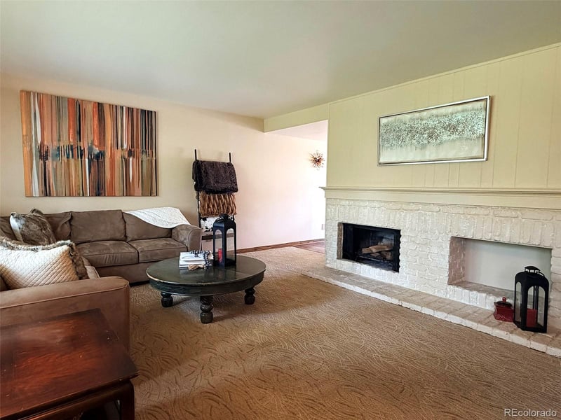 7166 Briarwood Dr, Centennial, CO 80112