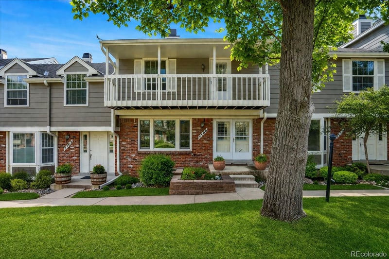 7166 Briarwood Dr, Centennial, CO 80112