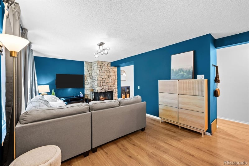 3851 Fraser St, Aurora, CO 80014