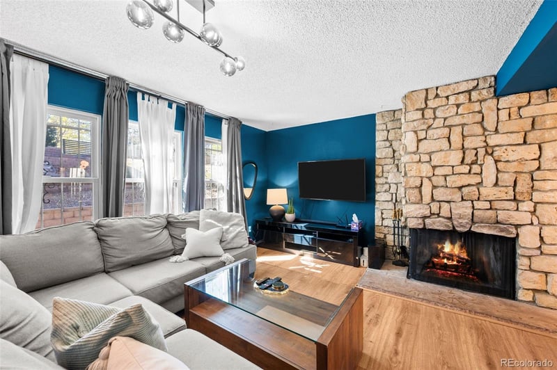 3851 Fraser St, Aurora, CO 80014