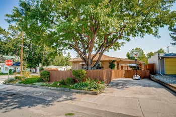 1010 Dartmouth Ave, Englewood, CO 80113