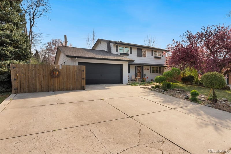 11256 26th Pl, Lakewood, CO 80215