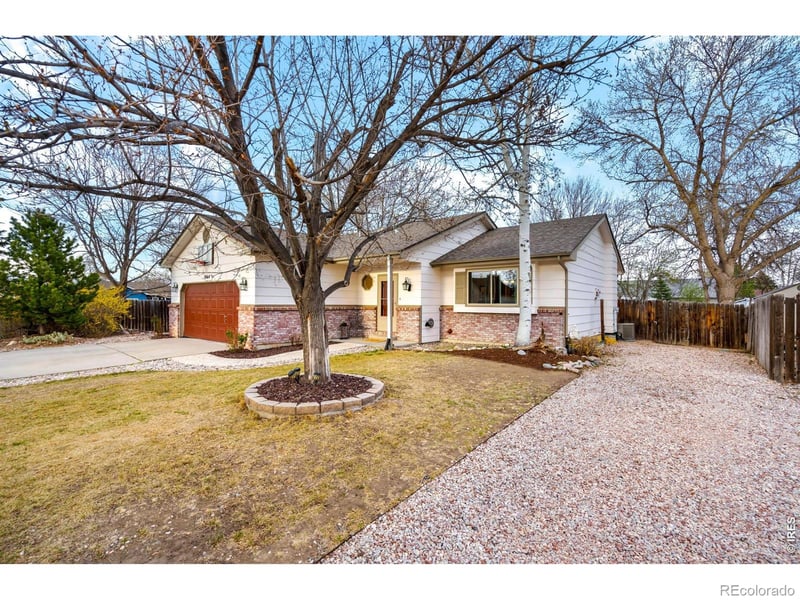 1064 Edinburgh Dr, Loveland, CO 80537