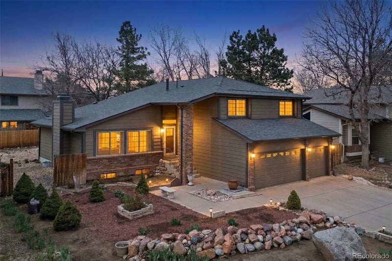 15993 Loyola Dr, Aurora, CO 80013