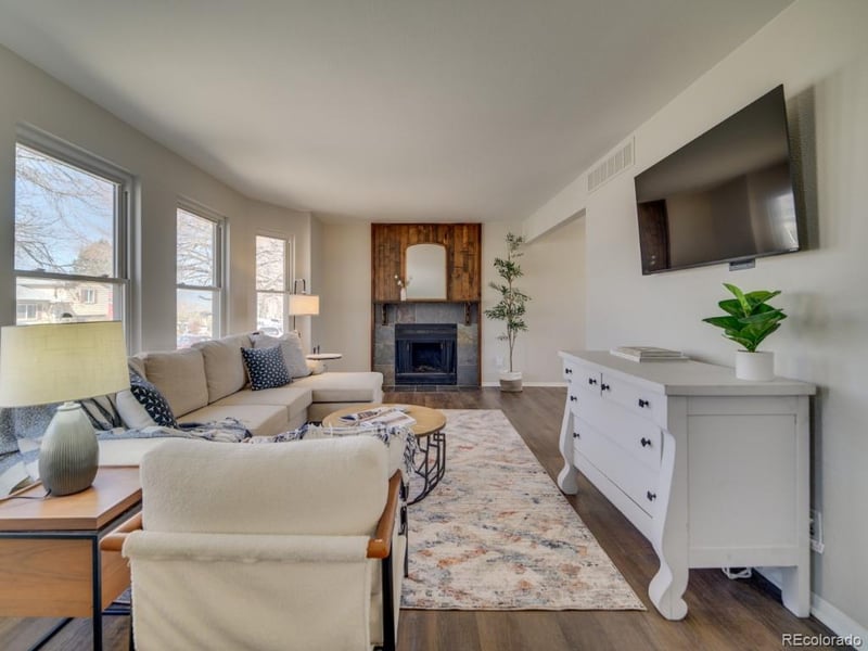 4822 Quintero Cir, Aurora, CO 80015