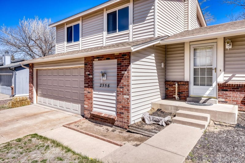2556 Cimarron St, Aurora, CO 80014